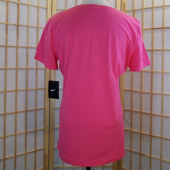 Nike Tee Shirt - Picture 4 of 6